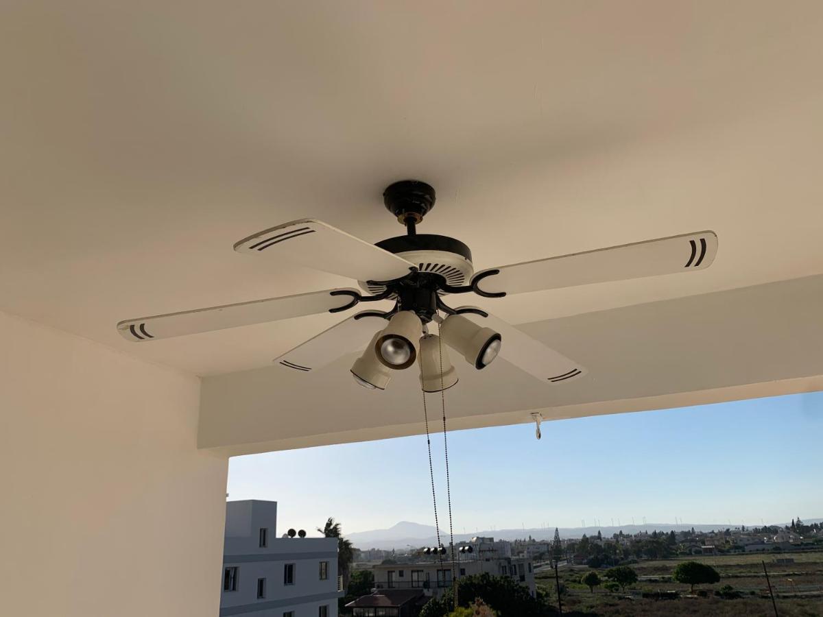 Artemis Executive Suite Larnaca Buitenkant foto
